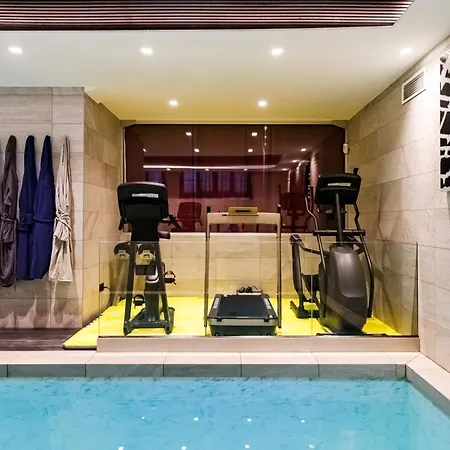アパート N18 Luxury Boutique With A Private Pool & Spa ミラノ