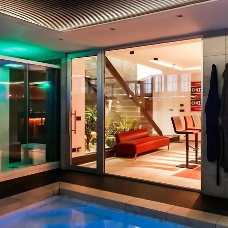 N18 Luxury Boutique With A Private Pool & Spa ミラノ