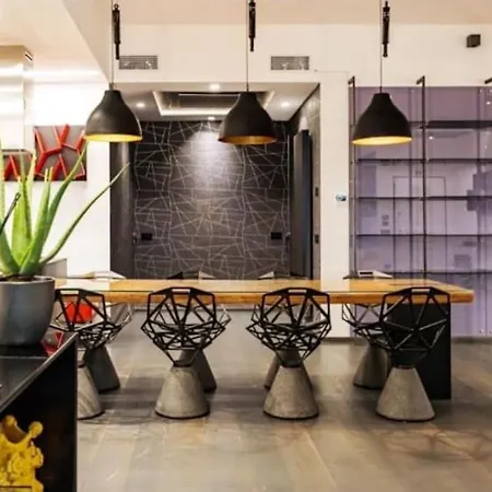 アパート N18 Luxury Boutique With A Private Pool & Spa
