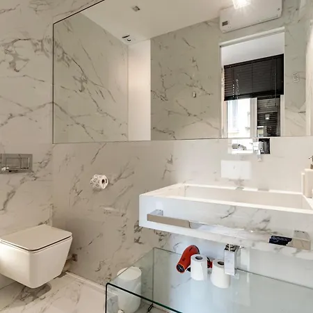 Διαμέρισμα N18 Luxury Boutique With A Private Pool & Spa *